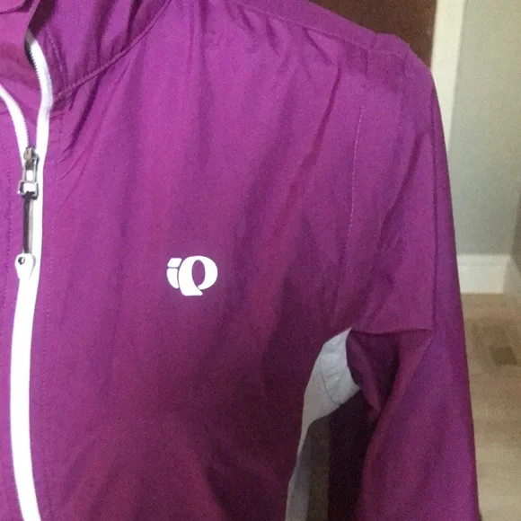 Pear Izumi Wind Breaker, Removable Sleeve, Packable, Med. - Picture 2 of 8